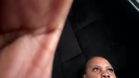 mama_africah online show from November 4, 7:53 am