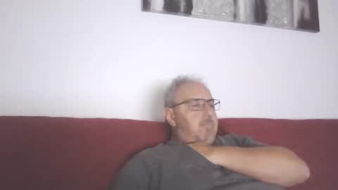 OLDMANFREE online show from January 19, 1:32 am