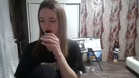 Mamie Trish online show from February 9, 4:40 pm