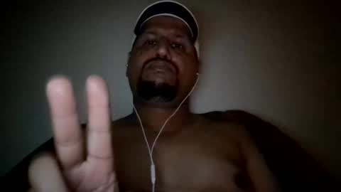 Man new online show from February 6, 12:22 am