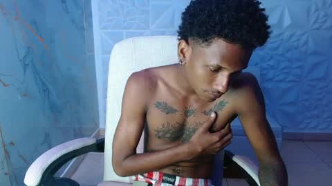 man_sant11 online show from May 31, 5:44 pm