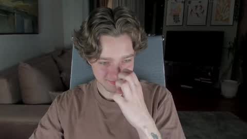 mannyforreal online show from April 19, 7:38 pm