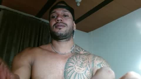 Manolo online show from April 12, 9:30 pm