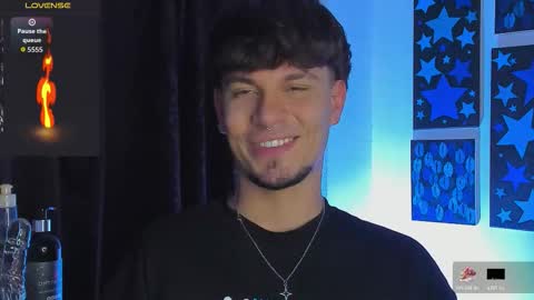  independent model online show from March 26, 3:23 am