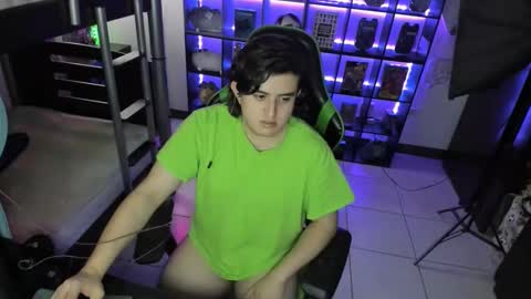 mapachoso1414 online show from November 19, 1:16 am