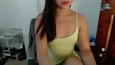 mar_marie online show from May 1, 3:44 am