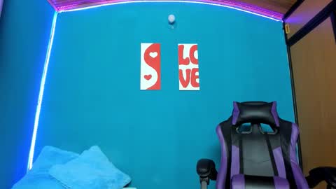 Mara rosseX online show from February 12, 6:55 pm