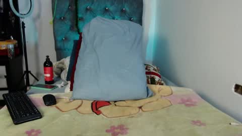 maradiaz11 online show from June 4, 9:21 pm