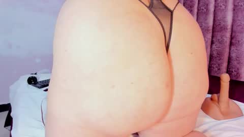 maralinette22 online show from February 13, 11:57 am