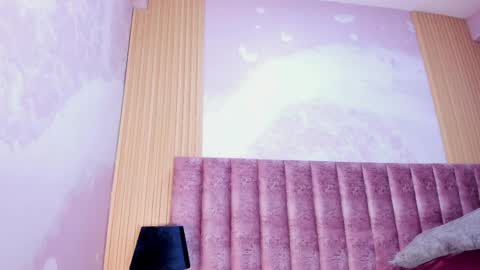 maralinette22 online show from March 30, 11:43 am