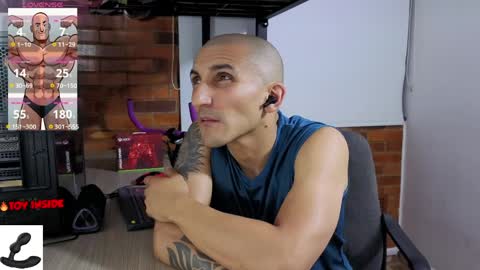 Marck  Independent model  online show from April 10, 6:30 am