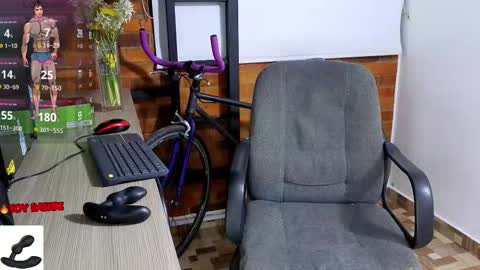 Marck  Independent model  online show from January 15, 2:09 am