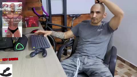 Marck  Independent model  online show from April 19, 3:51 am