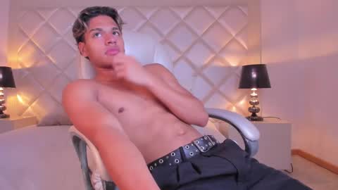 marco_deluxe online show from May 14, 11:52 am