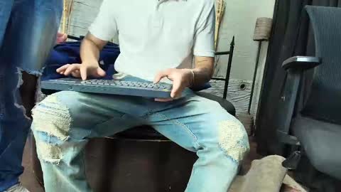 Snapshot of marcovitto chatting on September 30, 11:42 am marcovitto online show from September 30, 11:42 am
