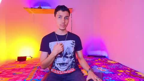 Snapshot of marcus_hanks chatting on October 25, 2:34 am Marcus Hanks online show from October 25, 2:34 am