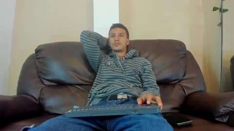 marcus_jeron online show from May 6, 12:27 am
