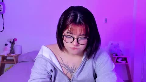 Snapshot of marcy_grey chatting on February 11, 4:46 pm danna online show from February 11, 4:46 pm