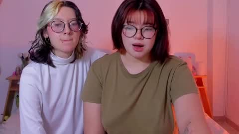 Snapshot of marcy_grey chatting on March 7, 10:32 pm danna online show from March 7, 10:32 pm