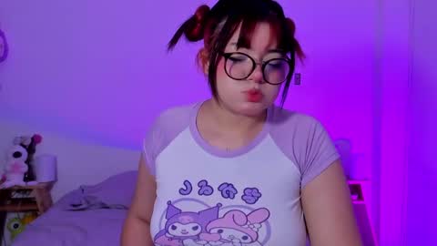 Snapshot of marcy_grey chatting on February 3, 12:03 pm danna online show from February 3, 12:03 pm