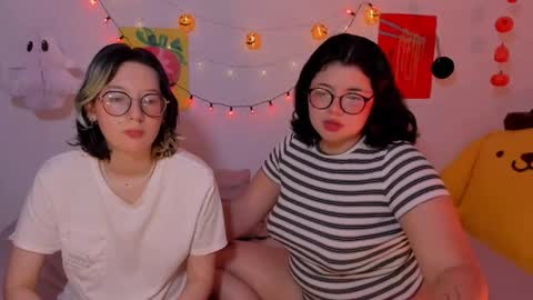 Snapshot of marcy_grey chatting on October 22, 2:48 am danna online show from October 22, 2:48 am