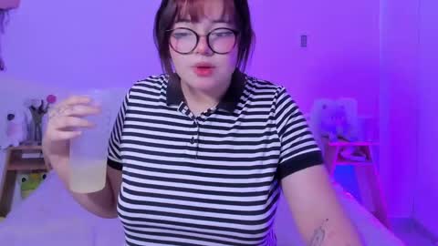 Snapshot of marcy_grey chatting on March 3, 10:17 am danna online show from March 3, 10:17 am