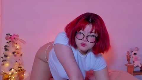 Snapshot of marcy_grey chatting on December 17, 4:56 am danna online show from December 17, 4:56 am