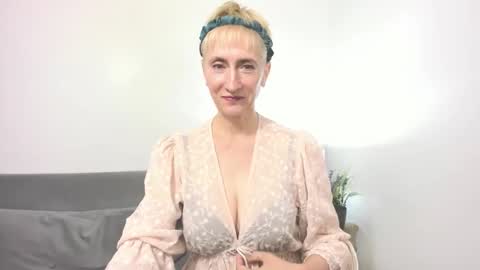 Snapshot of margaretmature chatting on September 26, 12:24 pm margaretmature online show from September 26, 12:24 pm