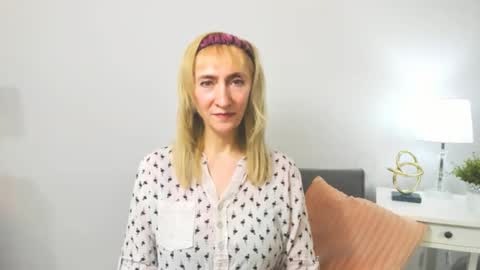 Snapshot of margaretmature chatting on February 21, 4:26 pm margaretmature online show from February 21, 4:26 pm