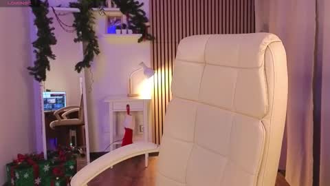 Margo online show from December 17, 8:43 am