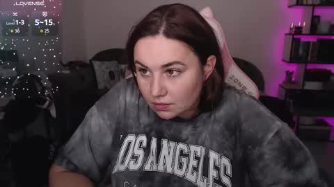 Snapshot of mari_moore7 chatting on September 18, 7:56 am mari moore online show from September 18, 7:56 am