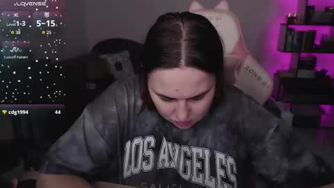 mari moore online show from November 24, 8:35 am