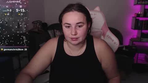 Snapshot of mari_moore7 chatting on October 9, 8:53 am mari moore online show from October 9, 8:53 am