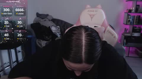 mari moore online show from October 23, 8:16 am