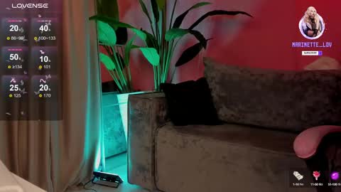 Snapshot of mari_nett chatting on March 6, 9:25 am mari_nett online show from March 6, 9:25 am