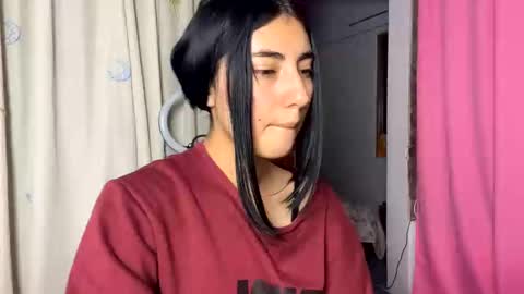 maria_6384 online show from February 28, 1:15 am