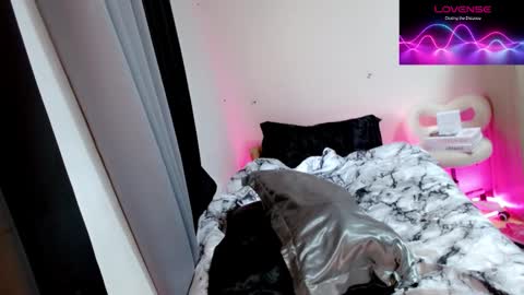 ITS YOUR GIRL MARIA FOXX18 online show from November 28, 6:54 am