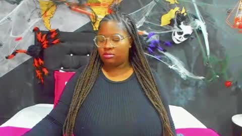  MARIAM online show from November 5, 12:29 pm