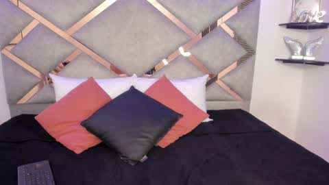 Snapshot of marian_pinzon chatting on March 2, 2:41 am Marian online show from March 2, 2:41 am