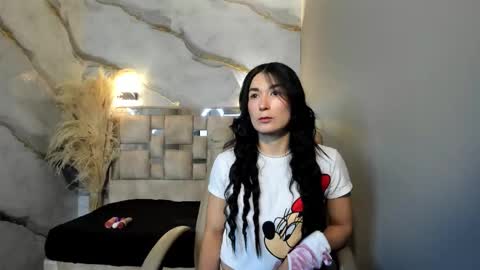 Mariana online show from March 2, 11:50 am