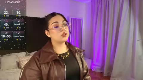    online show from June 17, 11:48 am