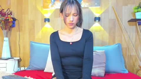 Mariana Angel online show from March 27, 4:19 pm