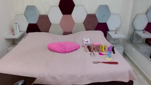 mariana online show from January 14, 11:35 pm