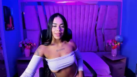 NickyMiler online show from November 7, 2:52 pm