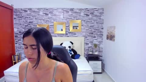Mariana online show from March 3, 7:39 pm