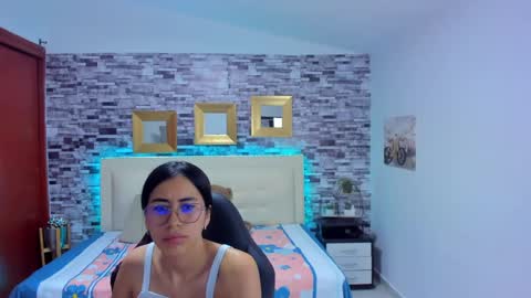 Mariana online show from January 24, 12:20 am
