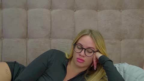 Maria online show from March 1, 3:43 am