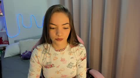 Mariangel online show from April 6, 10:00 pm