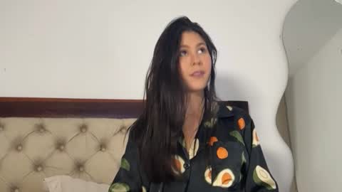 Antonia online show from March 12, 5:38 pm