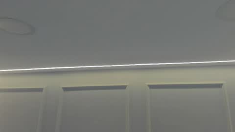 Maria Pettit online show from April 20, 12:30 pm